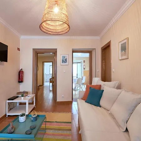 Spacious And Renovated Apartment With Amazing Patio, By Timecooler-2